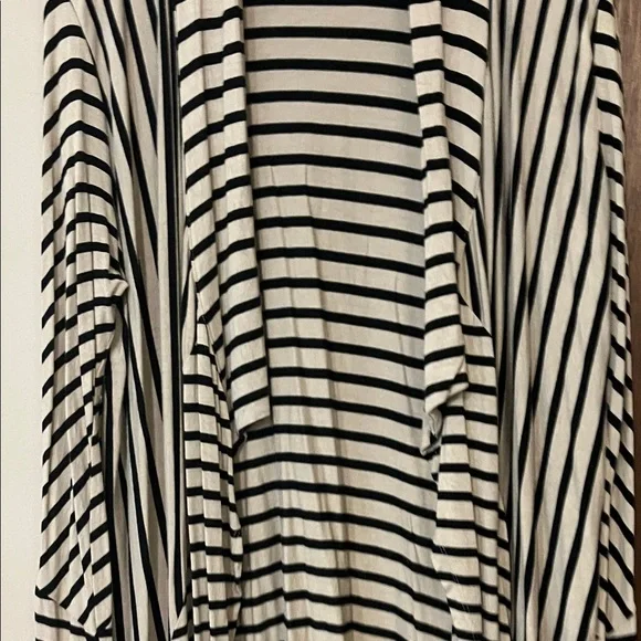 RXB Black and Beige Striped Asymmetrical Open Front Cardigan Style Top - Picture 9 of 14